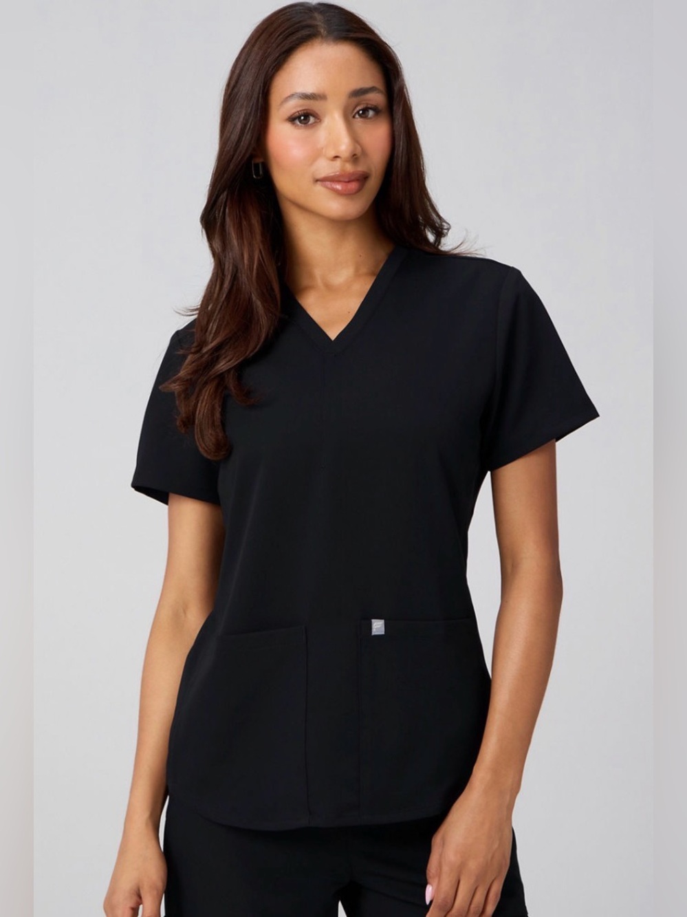 Fabletics Women’s Black NWOT Method 2-Pocket Scrub Top